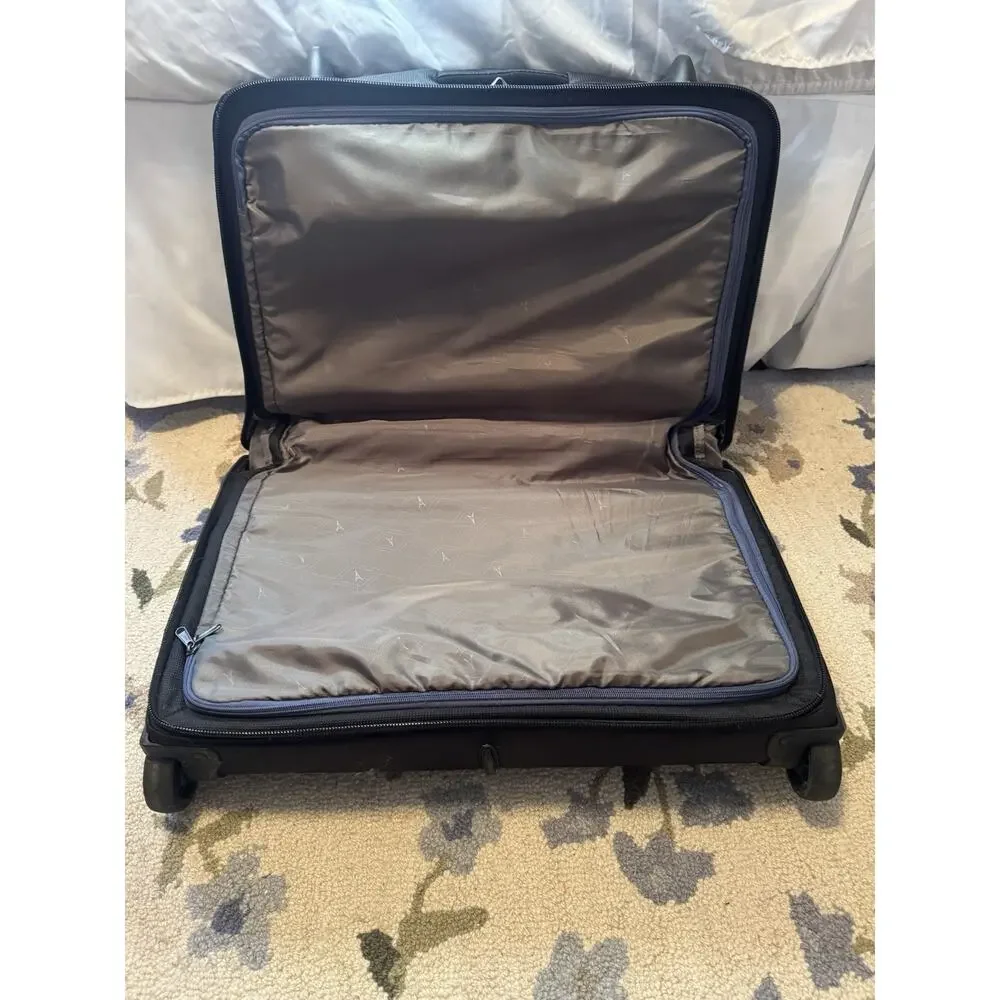 Travelpro Rolling Garment Carry On Suitcase Black Flight Crew Luggage Case